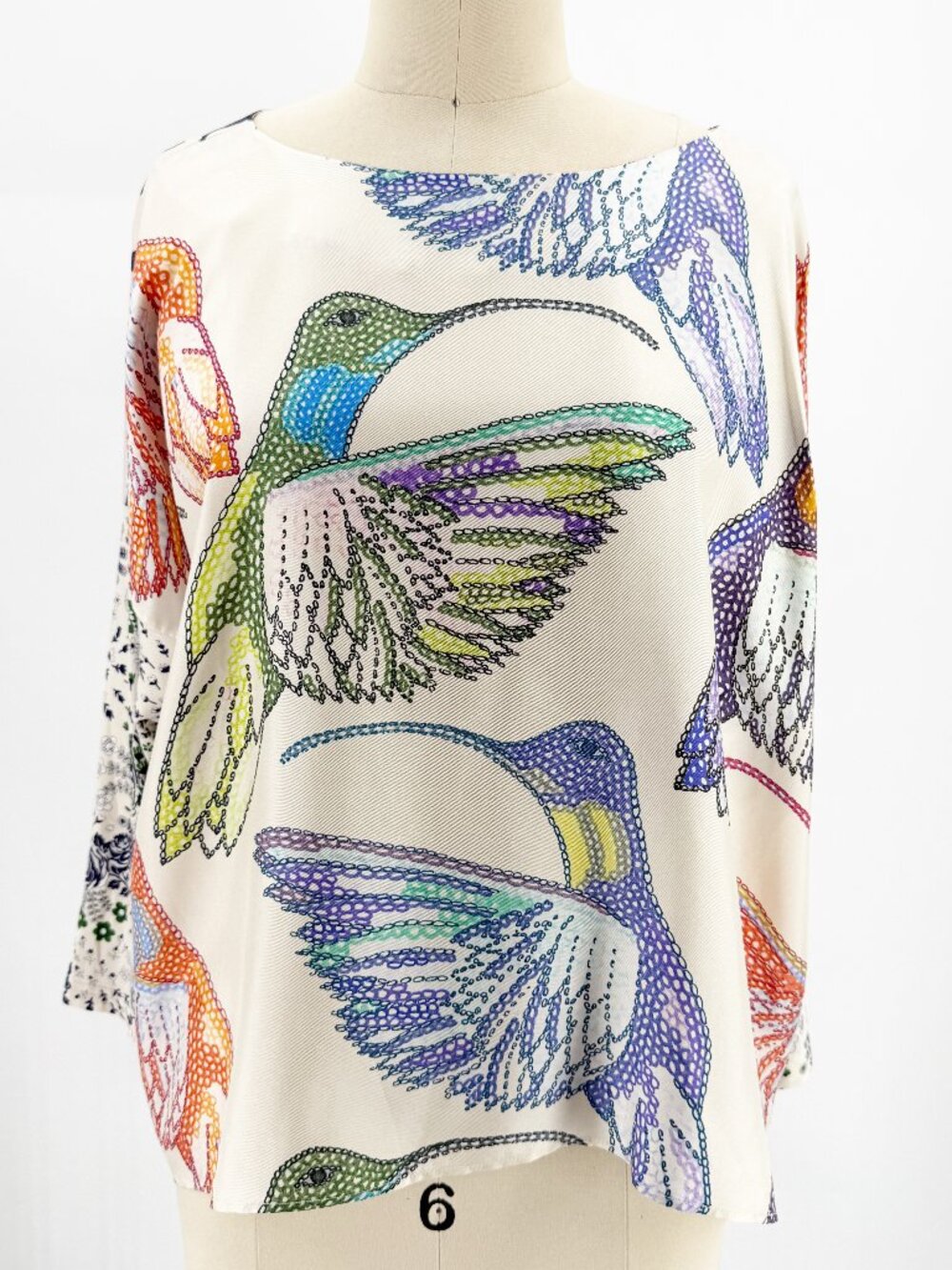 Silk & Jersey Combo Blouse Skateboarders Hummingbird Print L - Picture 1 of 5